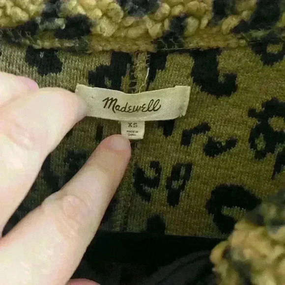 Madewell Full Zip Leopard Animal Print Sherpa Jacket XS 2 Front Pockets Soft - Picture 3 of 11